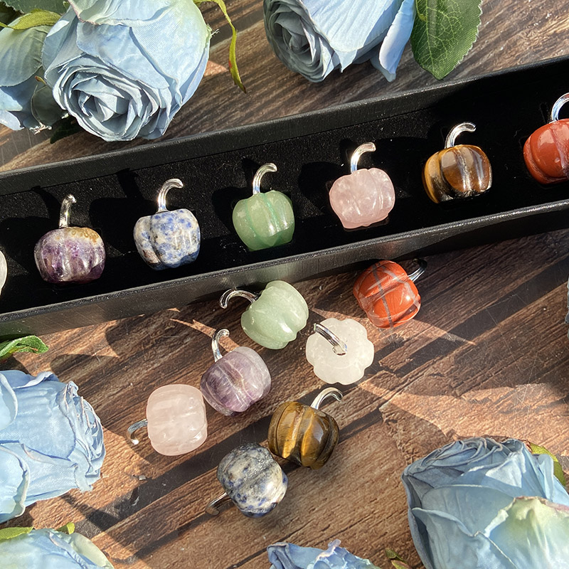 Mixed Natural Crystal Pumpkin  - Healing Crystal Set recension och pris